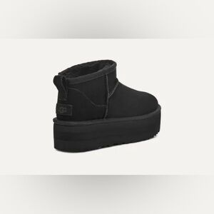 UGG Classic Ultra Mini Platform